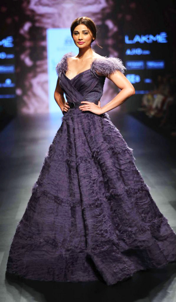Daisy Shah: pic #1077180