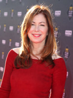 Dana Delany photo #