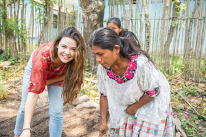 Danielle Campbell photo #