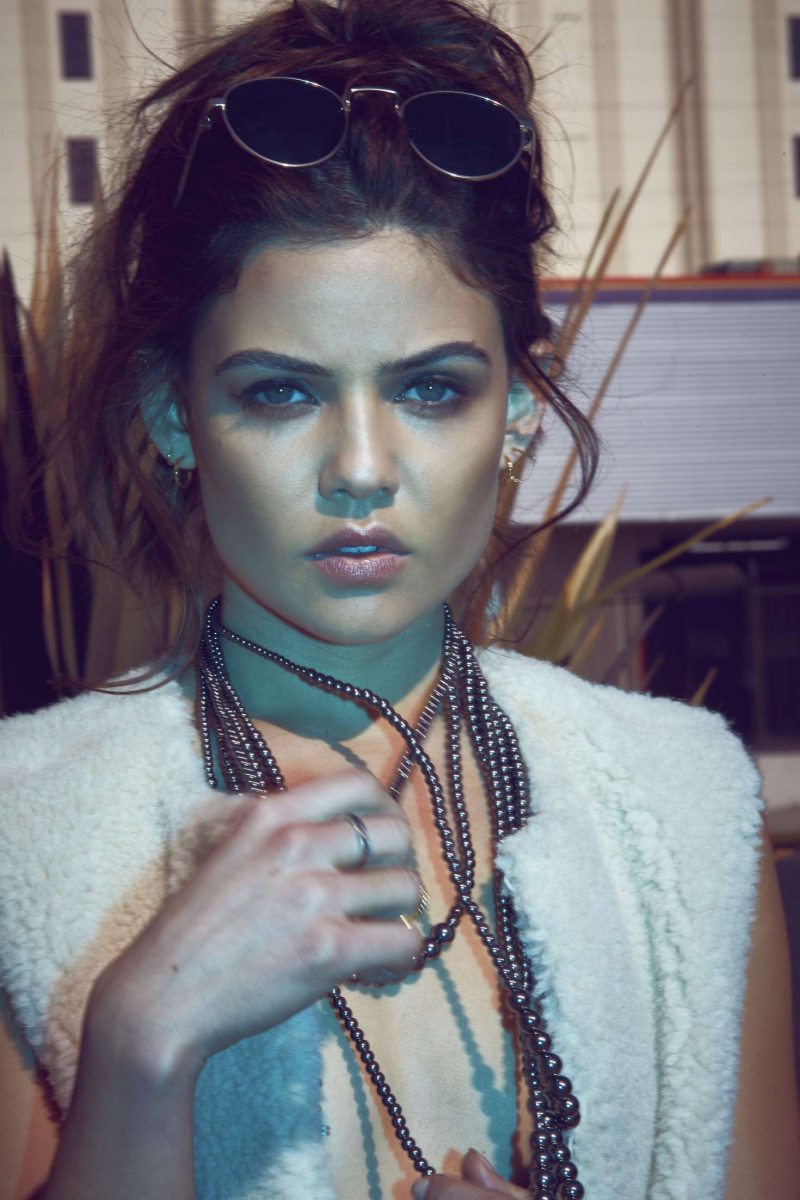 Danielle Campbell: pic #1030423