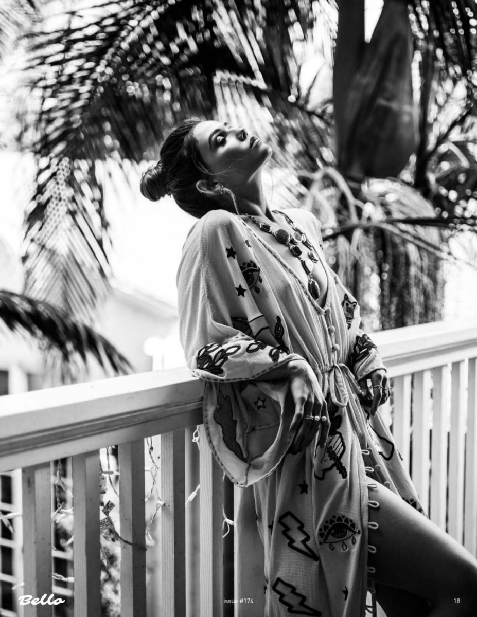 Danielle Campbell: pic #1059824