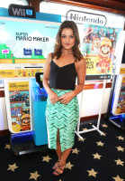 Danielle Campbell photo #