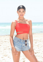 Danielle Herrington photo #