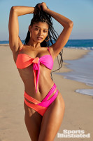 Danielle Herrington photo #