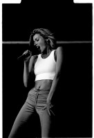 Dannii Minogue photo #