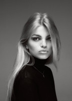 photo 6 in Daphne Groeneveld gallery [id815268] 2015-11-29