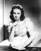 Deanna Durbin photo #