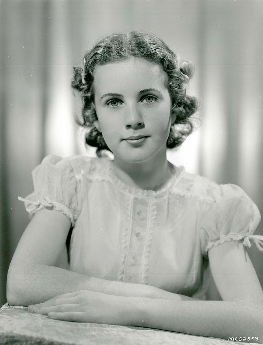 Deanna Durbin: pic #383041