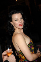 photo 5 in Debi Mazar gallery [id318009] 2010-12-23