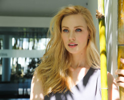 Deborah Ann Woll photo #