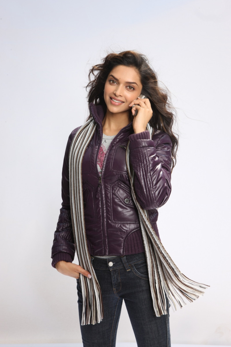 Deepika Padukone: pic #236195