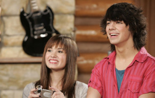 Demi Lovato photo #