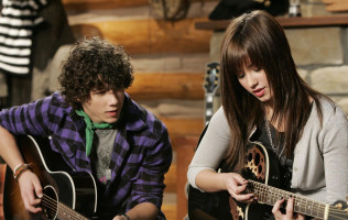 Demi Lovato photo #