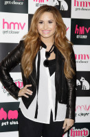 Demi Lovato photo #