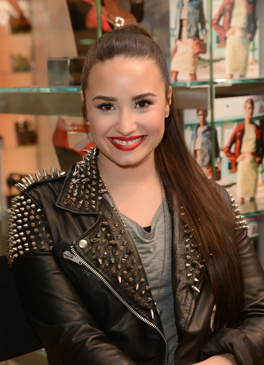 Demi Lovato: pic #577102