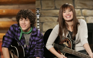 Demi Lovato photo #