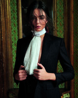 Deva Cassel photo #