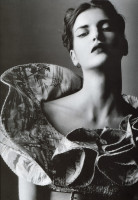Diana Dondoe photo #