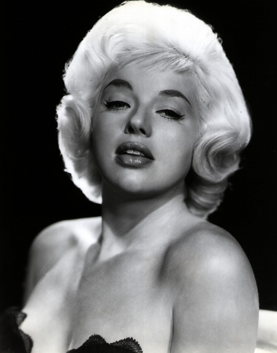 Diana Dors: pic #379327