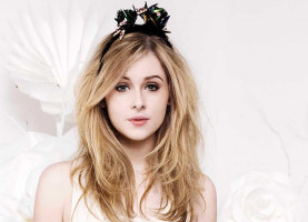 Diana Vickers photo #