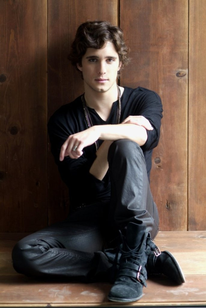 Diego Boneta: pic #777032