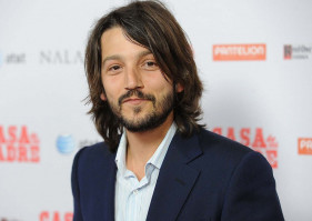 Diego Luna photo #