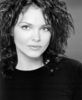 Dina Meyer photo #