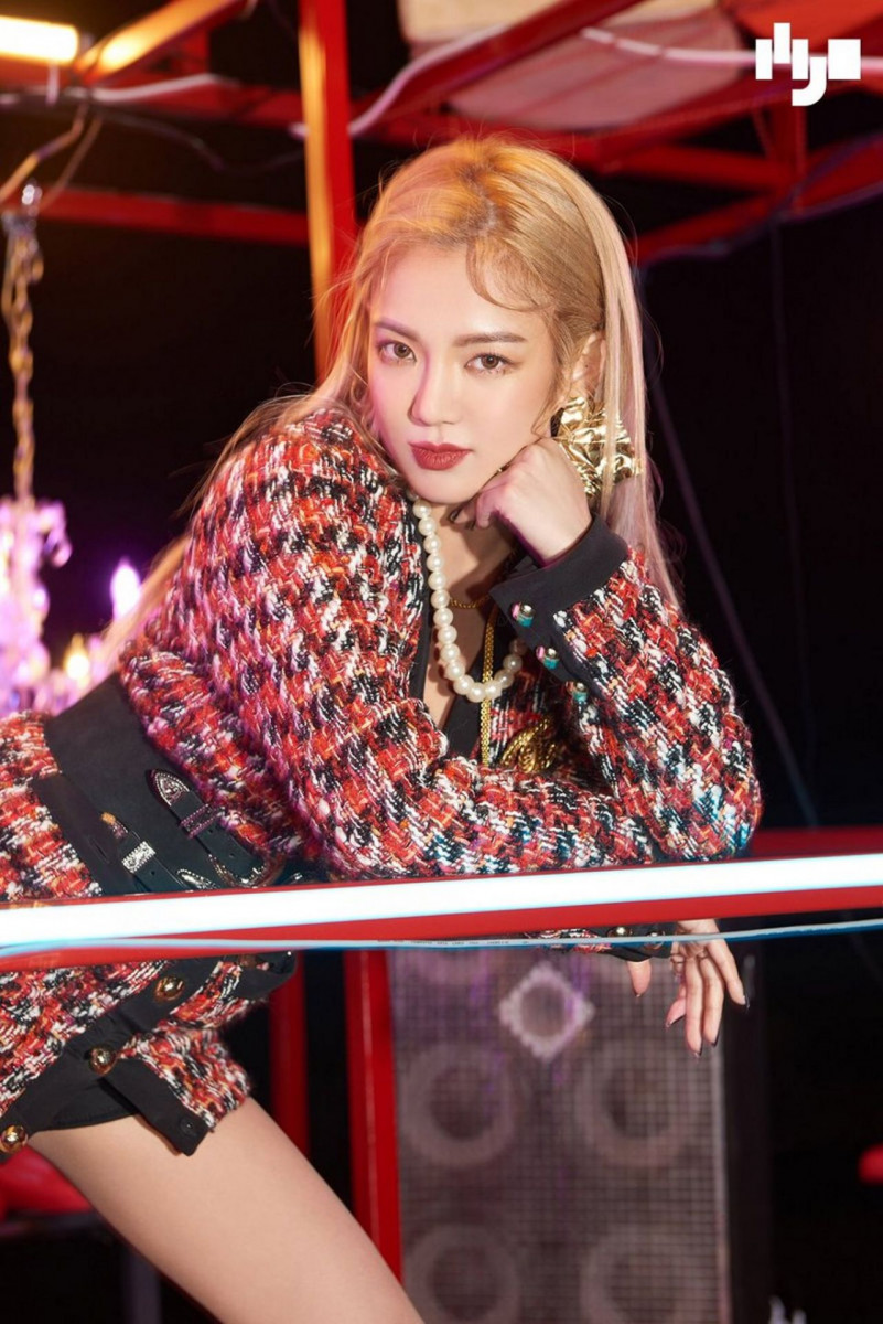 DJ Hyo: pic #1094572