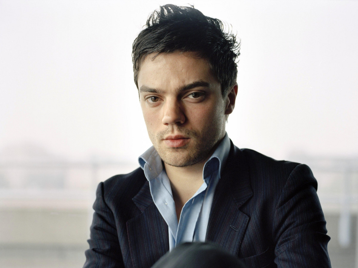 Dominic Cooper: pic #239188