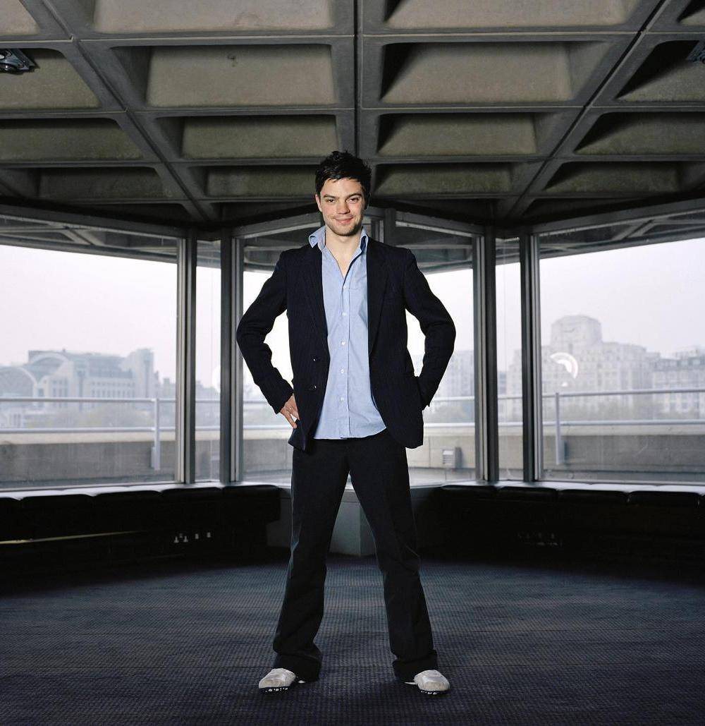 Dominic Cooper: pic #283581