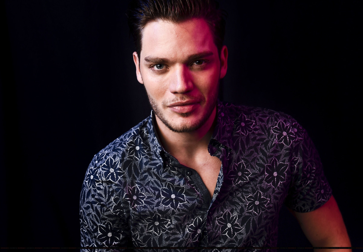 Dominic Sherwood: pic #951485