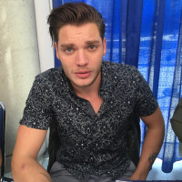 Dominic Sherwood photo #