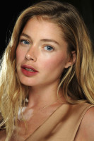 Doutzen Kroes photo #