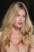 Doutzen Kroes photo #