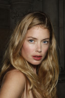 Doutzen Kroes photo #