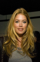 Doutzen Kroes photo #