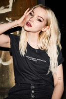 Dove Cameron photo #
