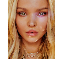 Dove Cameron photo #