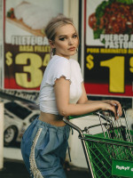 Dove Cameron photo #