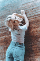 Dove Cameron photo #