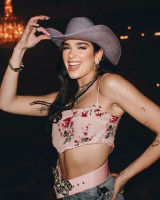 Dua Lipa photo #