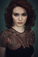 Eleanor Tomlinson photo #