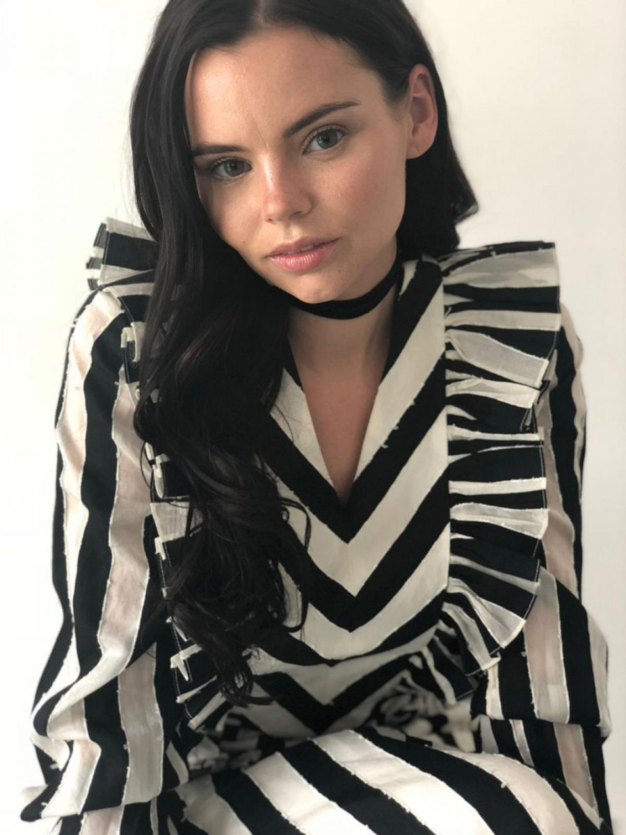 Eline Powell: pic #1047093