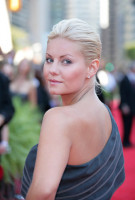 Elisha Cuthbert photo #