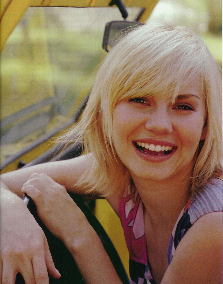 Elisha Cuthbert: pic #77151