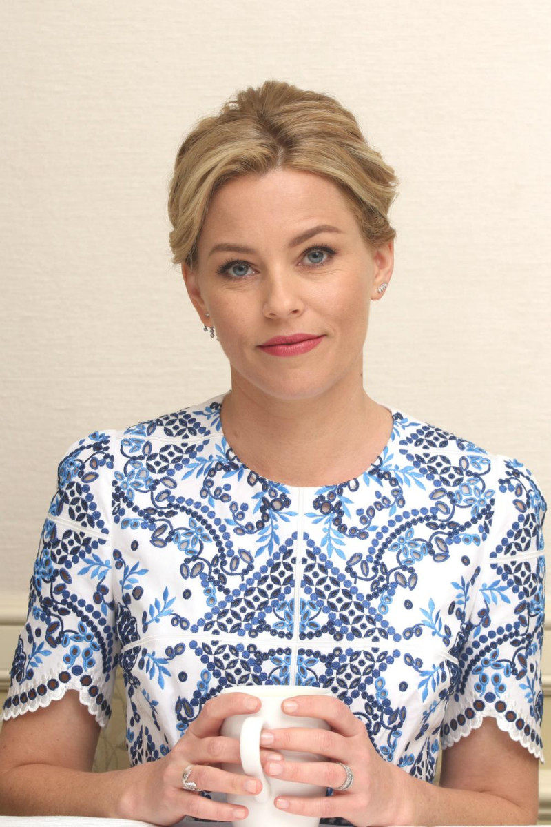 Elizabeth Banks: pic #780699