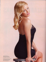 Elizabeth Banks photo #