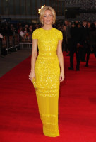 Elizabeth Banks photo #