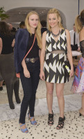 Elizabeth Banks photo #