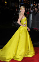 Elizabeth Banks photo #
